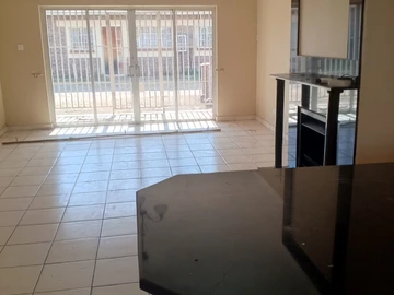 3 Bedroom Garden Flat