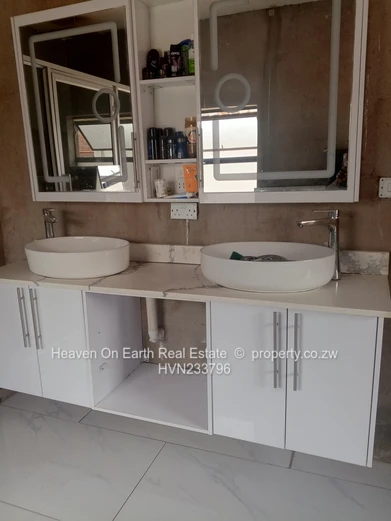 Ridgeview West house for sale !  (Sole Mandate)