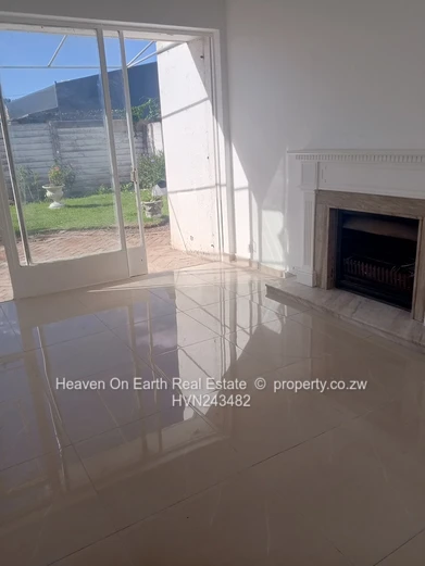 Neat duplex  garden apartment to rent !  (Sole Mandate)