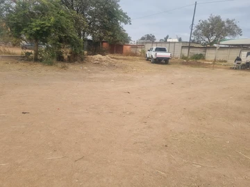 Commercial & Industrial Land