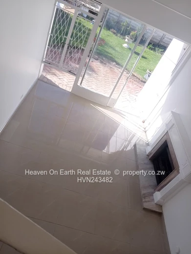 Neat duplex  garden apartment to rent !  (Sole Mandate)