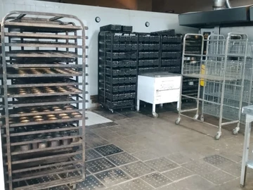 Warehouse & Factory