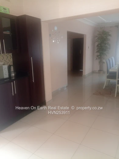 Compact and modern house to let !  (Sole Mandate)