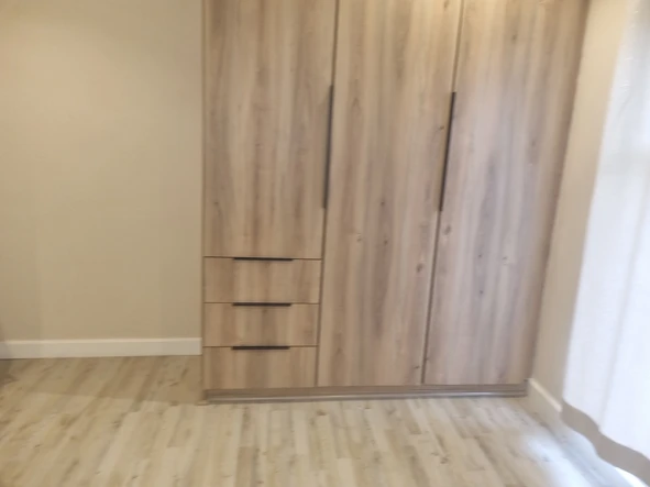 3 Bedroom Flat & Apartment