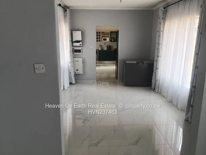 3 beds in Hillside for rent