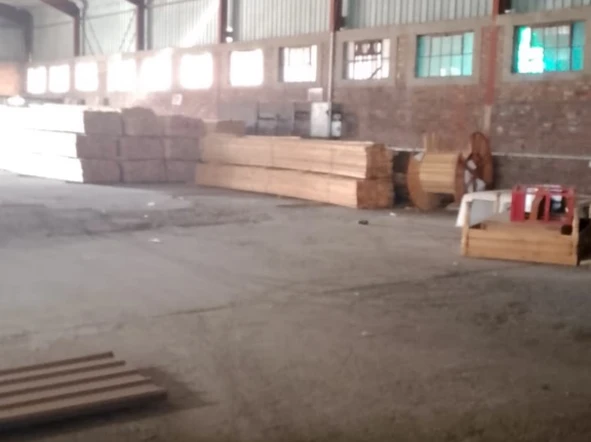 Warehouse & Factory