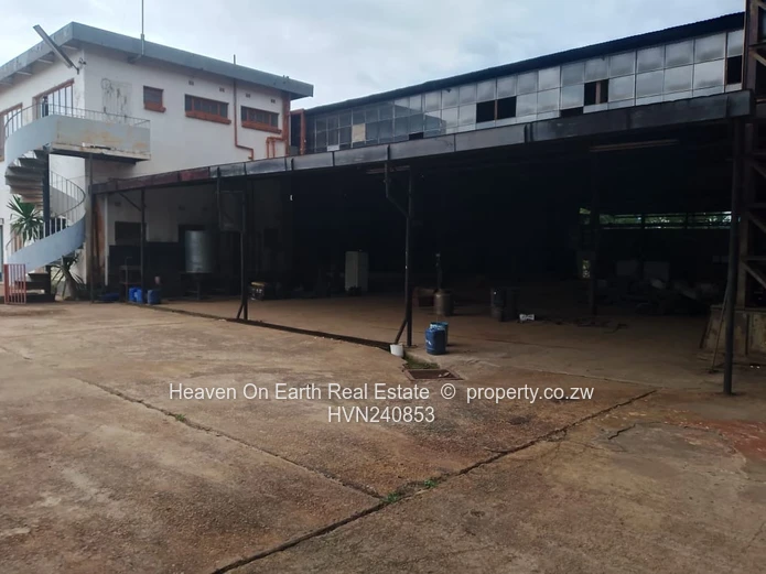 Just a few metres from the Highway 