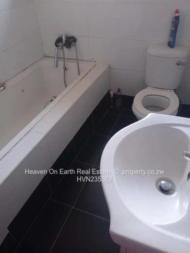 Neat home to let  (Sole Mandate)