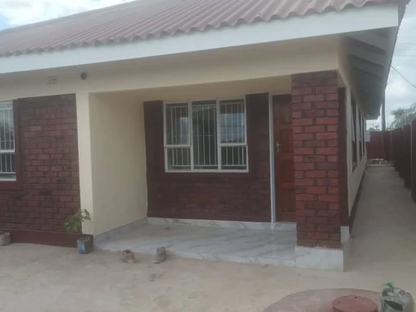 6 Bedroom House