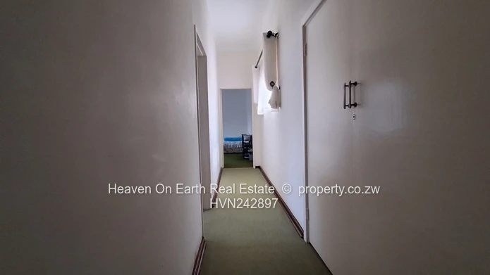 Beautiful 3 beds house