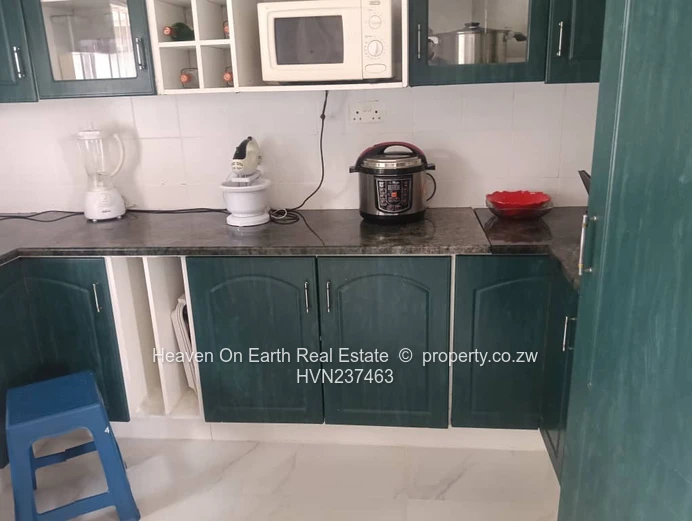 3 beds in Hillside for rent