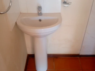2 Bedroom Garden Flat