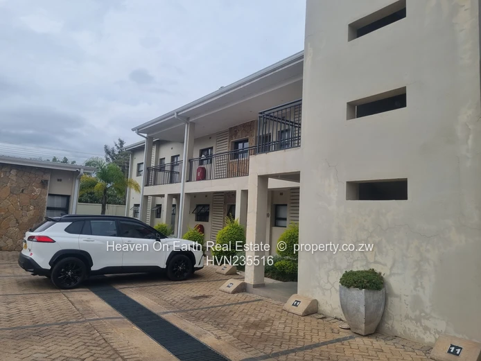 Modern Cluster House