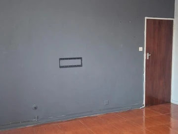 2 Bedroom Flat & Apartment