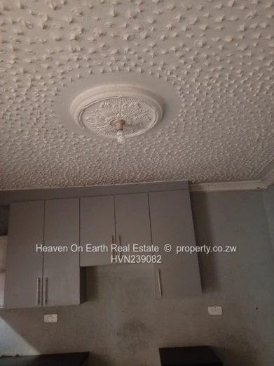 Spacious house to let  (Sole Mandate)