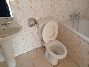 3 Bedroom Garden Flat