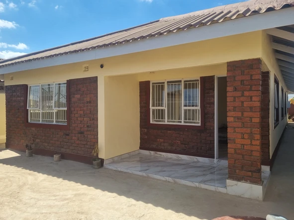 6 Bedroom House