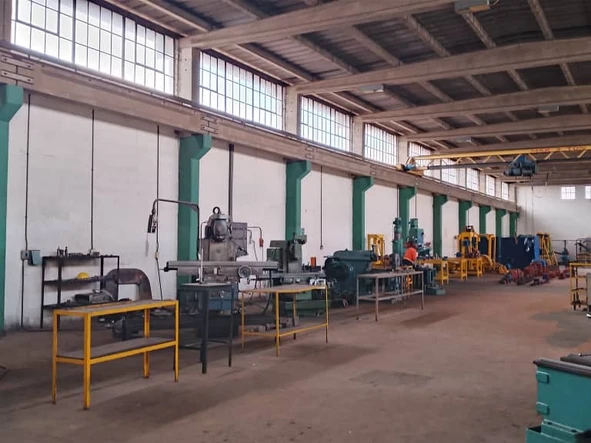 Warehouse & Factory