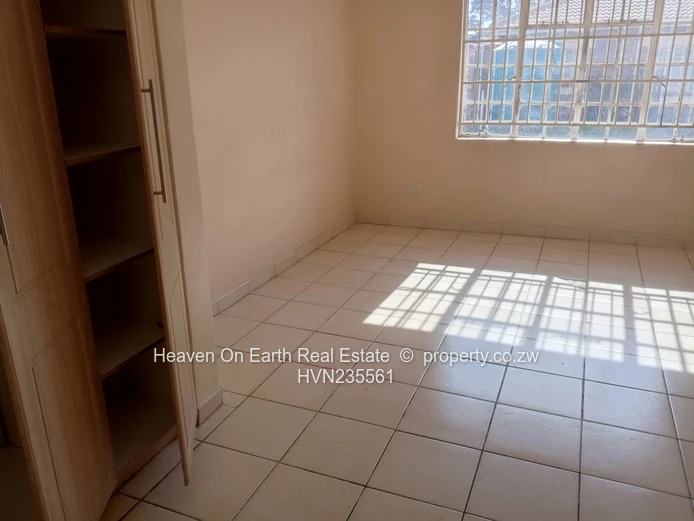 Cluster home to let  (Sole Mandate)