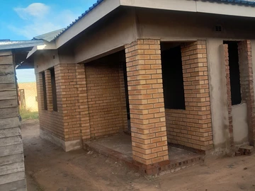 Unfinished 4-Bedroom Family Home in Southview Park, Harare South