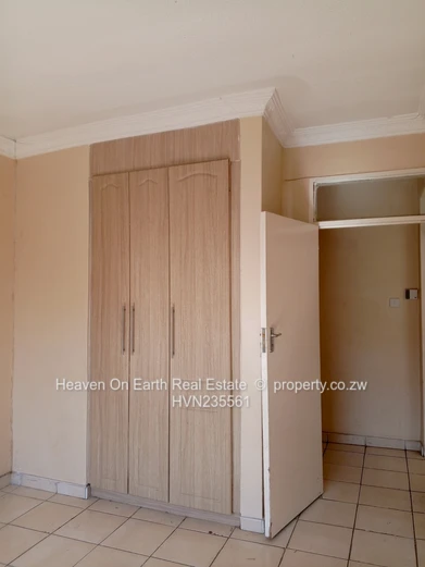 Cluster home to let  (Sole Mandate)