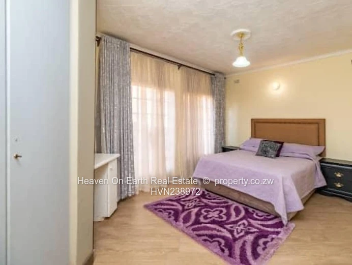 Fully furnished !! (Sole Mandate)