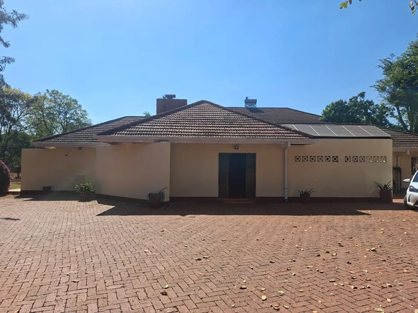 5 Bedroom House