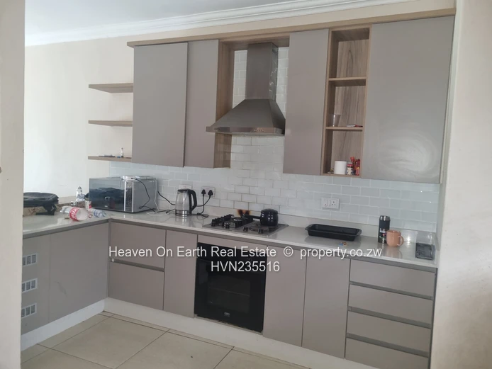 Modern Cluster House