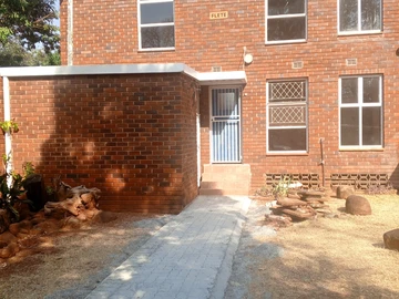 2 Bedroom Garden Flat