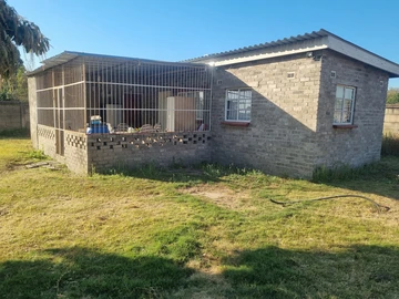 5 Bedroom House