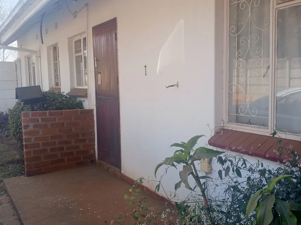 2 Bedroom Garden Flat