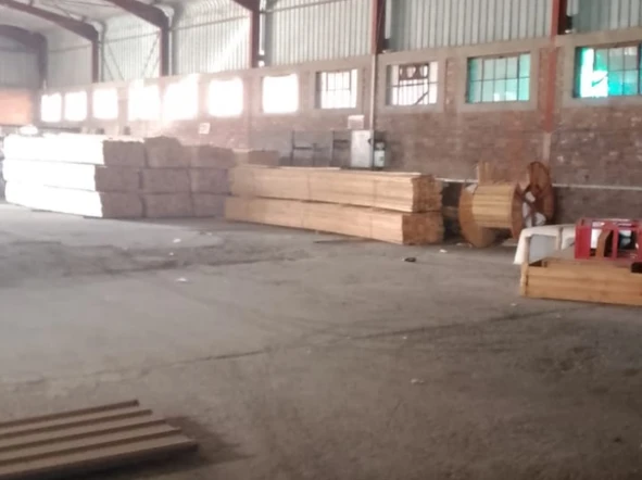 Warehouse & Factory