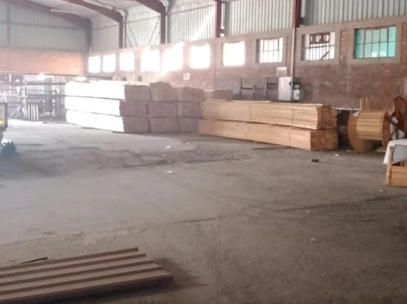 Warehouse & Factory
