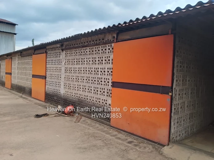 Just a few metres from the Highway 