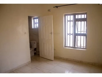 3 Bedroom Garden Flat