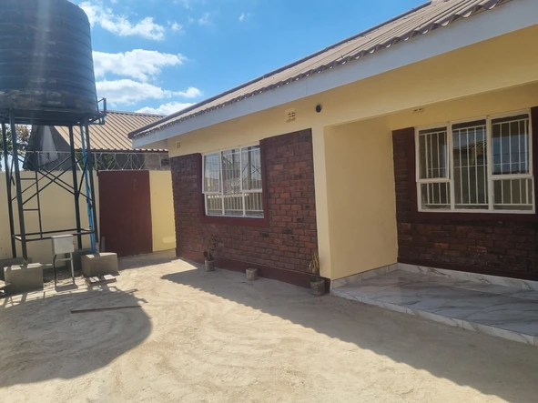 6 Bedroom House
